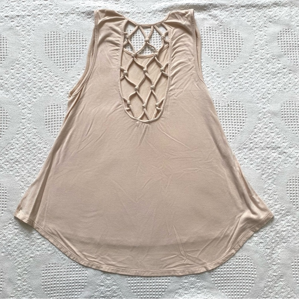 $5 or 3/$10 Flowy Lattice Tie Back Tank Top Size Medium